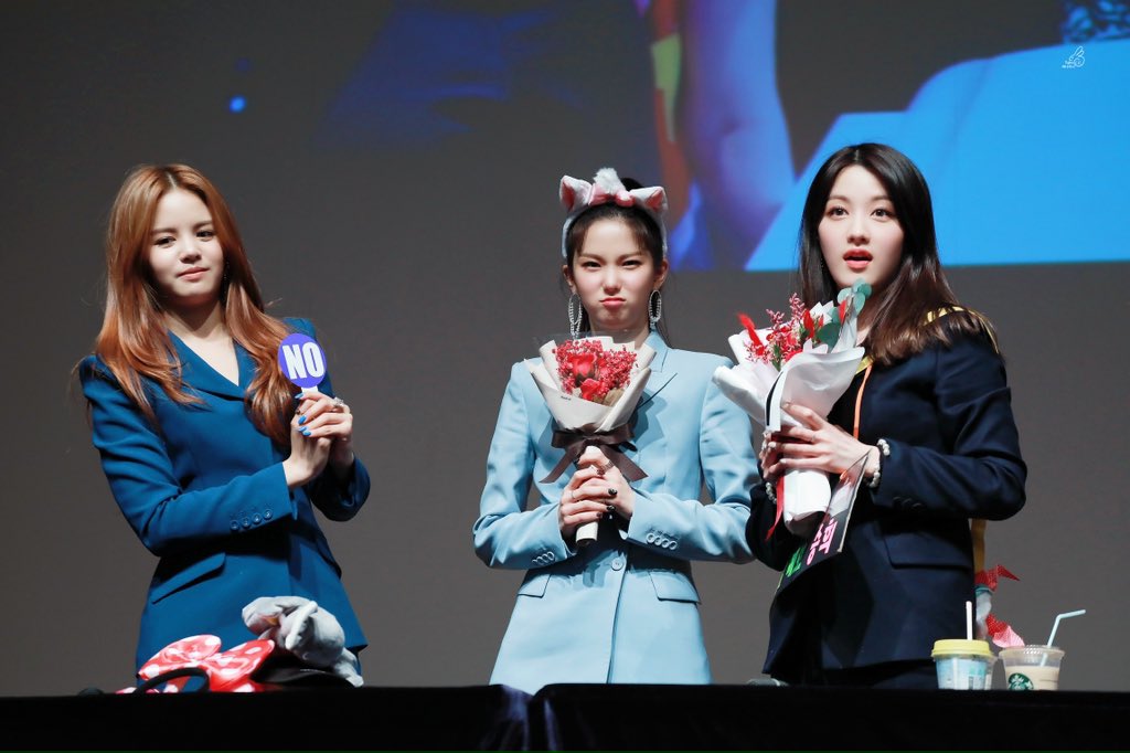 Yujin_960812's tweet photo. 🦆🐰🐘🦌🦄

#최유진 #유진 #YUJIN 
#씨엘씨 #CLC
#Our_Blooming_Journey
#10YearsWithCLC https://t.co/fgPixz4yxT