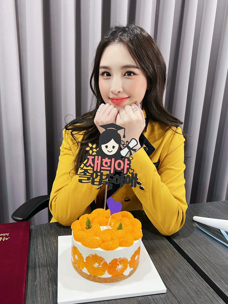 ⋆𐙚₊˚⊹♡ 특별해질 너의 일주일 Weeekly! tweet media