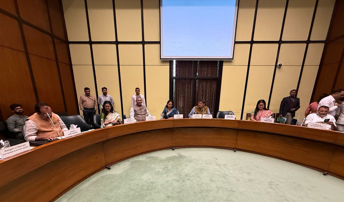 supriya_sule's tweet image. Attended the meeting of the Select Committee of Lok Sabha to examine the Income-Tax Bill, 2025 held today. I thank the Hon&apos;ble Chairperson @PandaJay and fellow members.