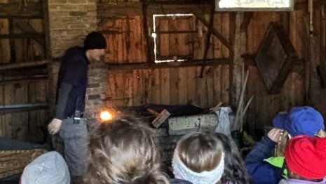 MustangsMartin's tweet photo. Grade 3 students learned about early settlers' lives and the importance of watersheds at Ball's Falls. @niagaracatholic @NPCA_Ontario https://t.co/UF6iueLGfG
