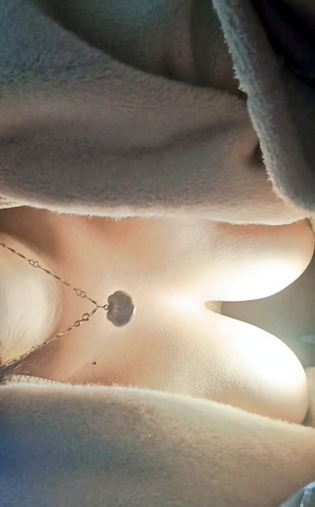 福利姬小姜分享的黄推图片3 - 网红私拍内容