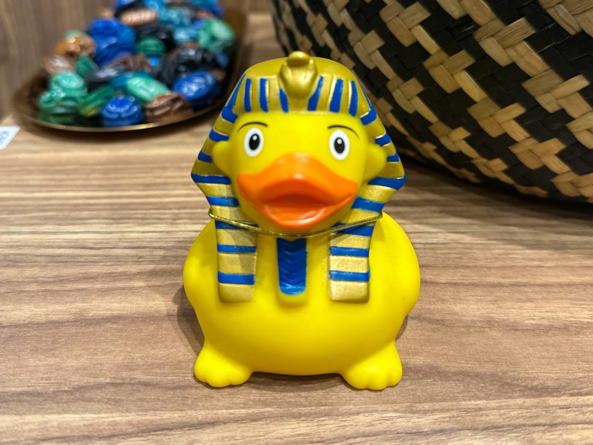 ラムセス大王展　アヒル　ピラミッド　セット 人気のアヒル再入荷】 古代エジプト史上、最も偉大な王に焦点を当てた