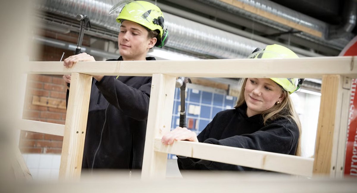 Viktigt att skapa intresse för jobb tidigt. Katrineholm startar #byggkollo för barn  8-10 år i sommar #integration #inkludering #mångfald <a href="/KholmKuriren/">Katrineholms-Kuriren</a> <a href="/Katrineholm/">Katrineholm Review</a> <a href="/raddabarnen/">Rädda Barnen</a> <a href="/Skolverket/">Skolverket</a>  mynewsdesk.com/se/katrineholm…