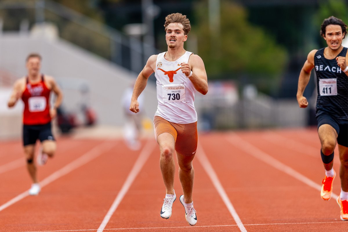 TexasTFXC's tweet photo. decathlon 400m 🤘

Brock Lewis ends the day with a PB in the 400m with a time of 49.43! 

He's 14th with 3,700 points heading into day 2🤘

#FloKnows x #HookEm https://t.co/VOiHp1R4XZ