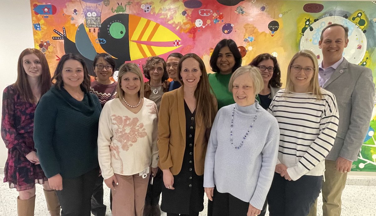A wonderful week in Boston to catch up with colleagues and collaborate on #BSTpath #PediPath projects!
#USCAP2025 

<a href="/AlyaaIbraheemi/">Alyaa Al-Ibraheemi</a> <a href="/MArnold_PedPath/">Michael Arnold, MD, PhD</a> <a href="/IslandJewelsena/">Sonja Chen</a> <a href="/AShenoy_MD/">Archana Shenoy</a> <a href="/LeaSurrey/">Lea F. Surrey</a> <a href="/rita_alaggio/">Rita alaggio</a>