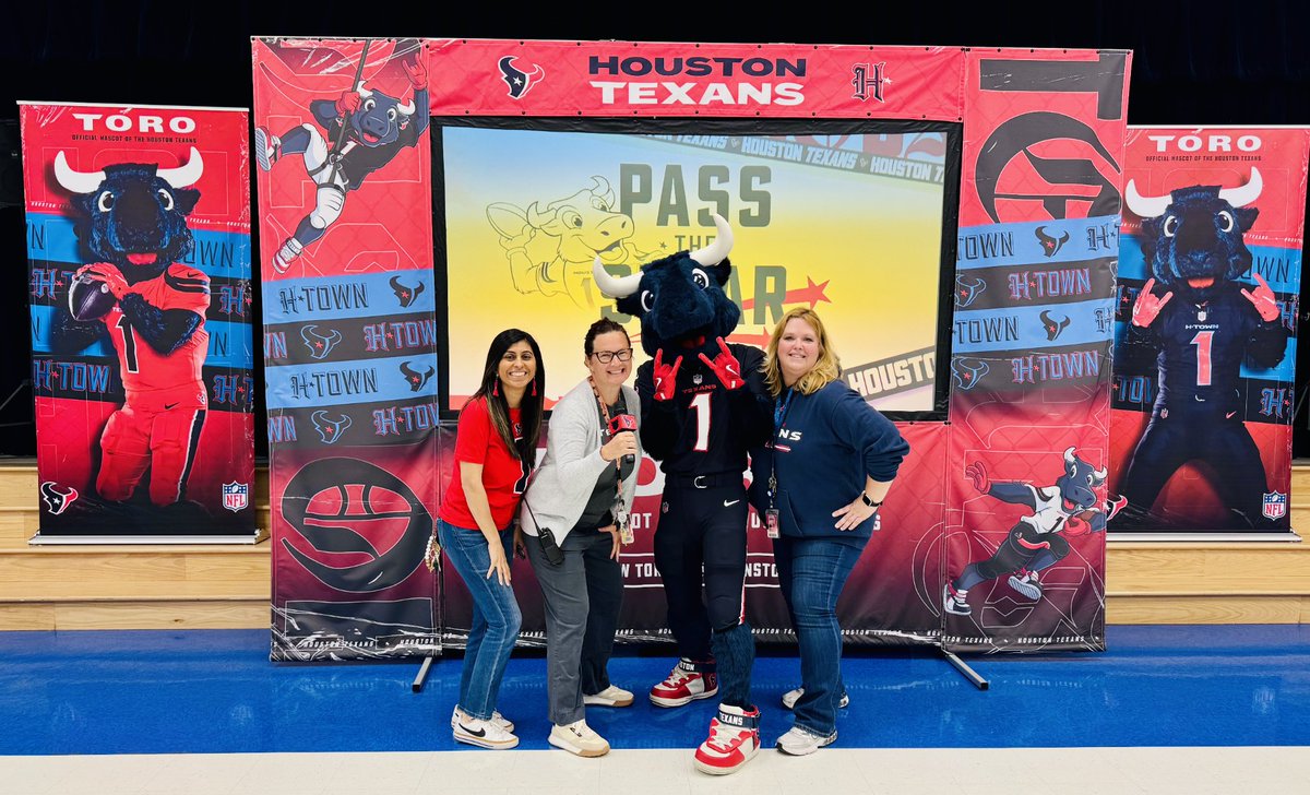 Kari Bruhn (@leadlearnerkb) on Twitter photo Loved having <a href="/HoustonTexans/">Houston Texans</a> Toro in the building to teach our 3rd-5th graders about strategies for taking the STAAR Test! <a href="/LHarrisBeKind/">Leah Harris</a> <a href="/ShaziaBQazi/">Shazia Qazi</a> <a href="/PGE_CougarCubs/">Pecan Grove Elementary</a> Loved having <a href="/HoustonTexans/">Houston Texans</a> Toro in the building to teach our 3rd-5th graders about strategies for taking the STAAR Test! <a href="/LHarrisBeKind/">Leah Harris</a> <a href="/ShaziaBQazi/">Shazia Qazi</a> <a href="/PGE_CougarCubs/">Pecan Grove Elementary</a>