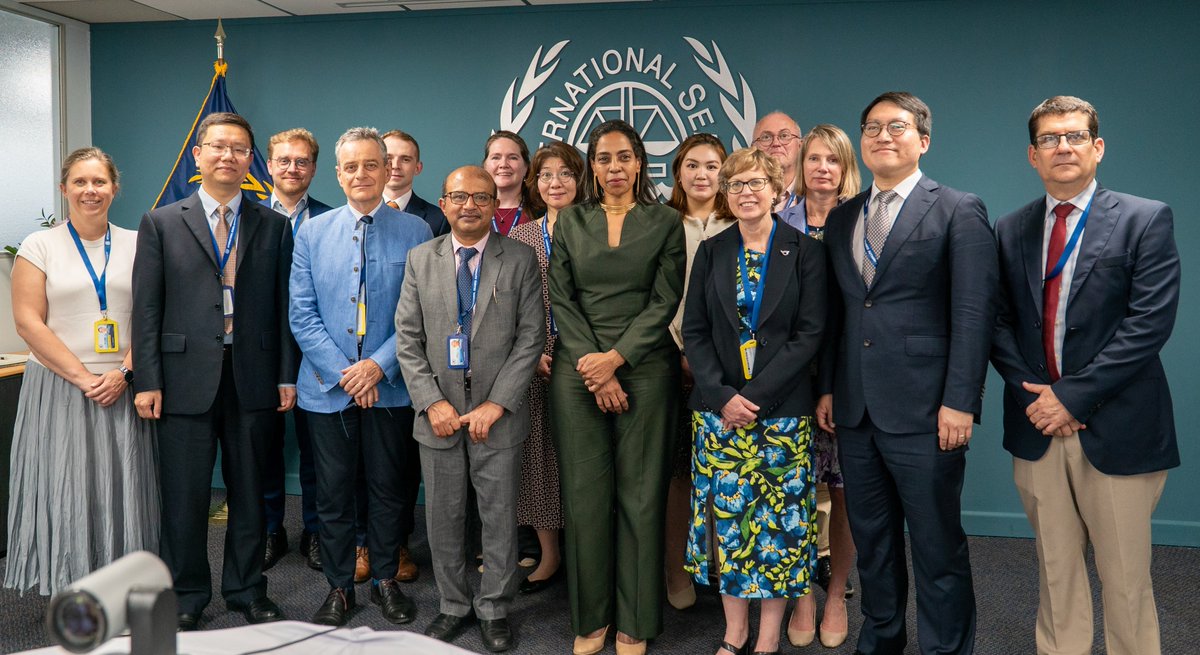 ISBAHQ's tweet image. ➡️This Wednesday, 26 March 2025, Secretary-General Leticia Carvalho met with Member States that are engaged in, or sponsor exploration in the Area. 

🔗Read her full speech: bit.ly/3XwIMxZ

#OceanGovernance #theArea #DeepSeabed #InclusiveDialogue