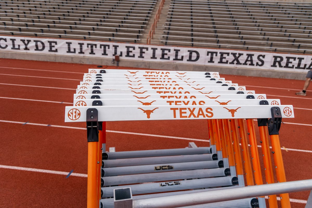 TexasTFXC's tweet photo. day 1 of the 97th Clyde Littlefield Texas Relays presented by @Truist  ✔️

#FloKnows x #HookEm https://t.co/oU6RQuAlkq