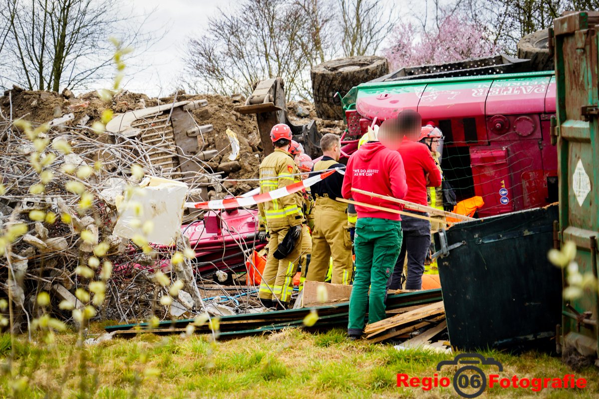Persoon gewond na omvallen van kraan