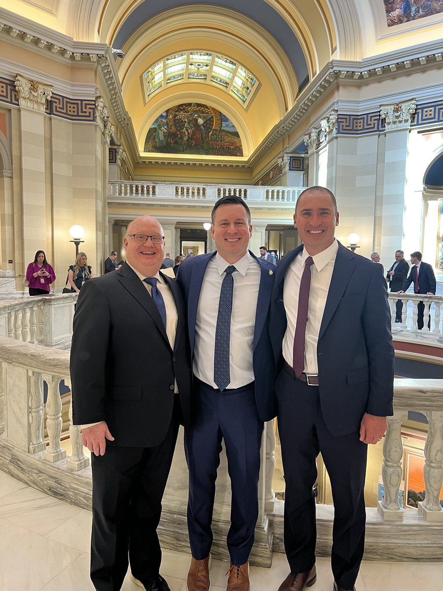 Appreciate the opportunity to visit with principals and special education directors from around the state while sharing the great stories of Oklahoma students and staff serving public education. Thank you Reps Provenzano and Lay and Sens Guthrie and Reinhardt. <a href="/OASSP1/">OASSP</a> <a href="/OAESP1/">OAESP</a>
