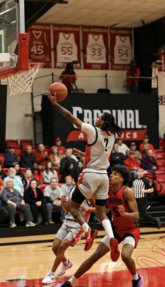 juco_editz's tweet photo. No.7 Seed Trinity Valley Upsets No.2 Seed Cowley to head to the Final 4.
•@Tylersmith_0 14 PTS, 1 REB, 1 AST
• @Easymoneycam35 14PTS, 7 REB
@THEVALLEYMBB @CoachGreGHeiar https://t.co/arOqLpg0pc