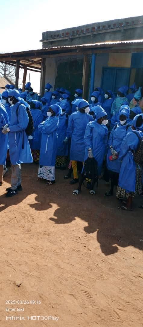 kuacmedia's tweet photo. Warrap launches cleaning campaign to combat cholera outbreak

Warrap State’s Ministry of Health and Environment, in collaboration with Kuajok Municipality, is launching a General Cleaning Campaign in the state capital, Kuajok. 
#kuacmedia
#kuacmediaupdates https://t.co/rmqbACfAaz