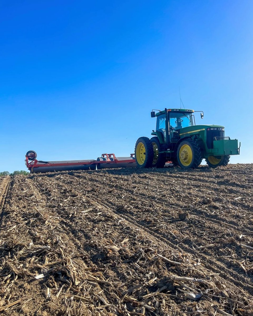 These views are just around the corner. 🤩 Bring it on, #plant25! 

(📷 Abraham Farms) 

#LandRoller #Agriculture #FarmEquipment