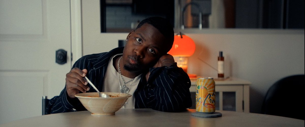 Vuhlandes's tweet photo. I’m sick, so I made a small commercial on hitting 500k with my soup. https://t.co/W9sIHhdSGg
