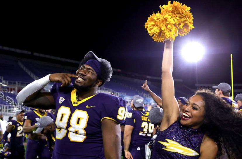 Lael Jones (@lael_jones5) on Twitter photo I will be in The Glass Bowl Monday 31st!! #GoRockets🚀<a href="/CoachFlemWR/">RJ Fleming</a> <a href="/CoachOkam/">Coach O</a> <a href="/CoachCandle/">Jason Candle</a> <a href="/Winton_WoodsFB/">Winton Woods HS Football</a> <a href="/CoachChadMurphy/">Chad Murphy</a> <a href="/kingsboro02/">Coach Mo</a> I will be in The Glass Bowl Monday 31st!! #GoRockets🚀<a href="/CoachFlemWR/">RJ Fleming</a> <a href="/CoachOkam/">Coach O</a> <a href="/CoachCandle/">Jason Candle</a> <a href="/Winton_WoodsFB/">Winton Woods HS Football</a> <a href="/CoachChadMurphy/">Chad Murphy</a> <a href="/kingsboro02/">Coach Mo</a>