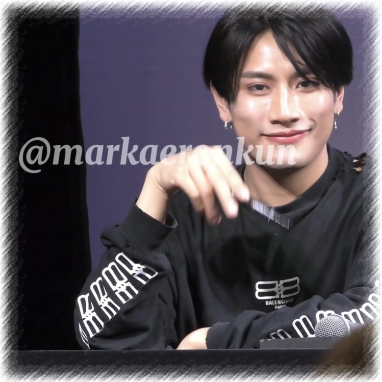 markaeronkun_'s tweet photo. 𖤐 𝟐𝟎𝟐𝟓.𝟎𝟑.𝟎𝟏-𝟐𝟎𝟐𝟓.𝟎𝟑.𝟎𝟐 𖤐

TJBB大阪サイン会1部 エイロン

今更ながらの記録ᝰ✍🏻✩

#エイロン 🦊🩵 #TJBB #THEJETBOYBANGERZ https://t.co/Atm8toWX0T