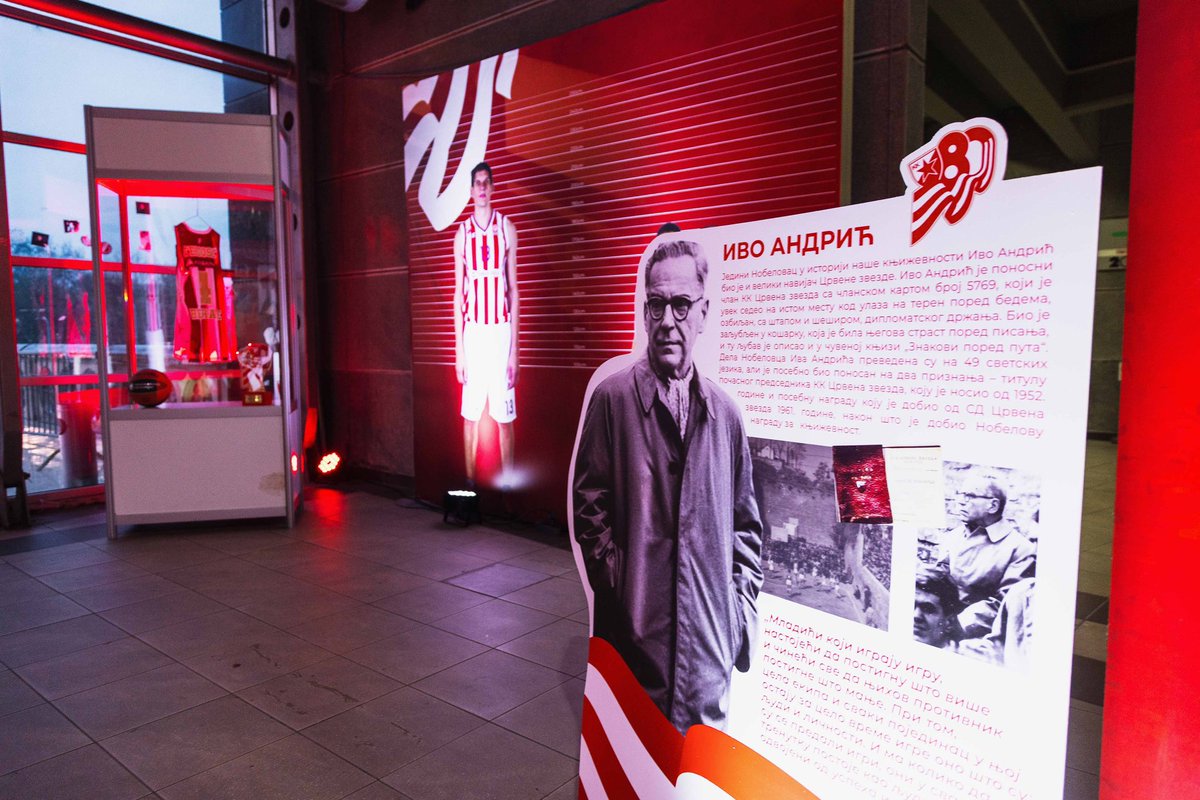 kkcrvenazvezda's tweet image. Посетите и ви ретро #FunZone на северном улазу Београдске арене 🤩🔙

#kkcz #WeAreTheTeam #CrvenoBelaPorodica