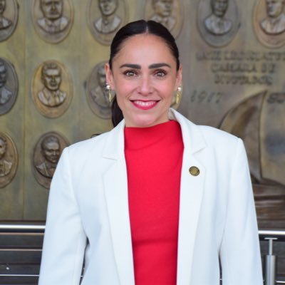 monvargasr's tweet photo. @AbiArredondo diputada del #PRI que voto en contra del desafuero.
Te informo que no nos representas
#NoLlegamos todas
#PRImiente https://t.co/0w5Ng2ATxi