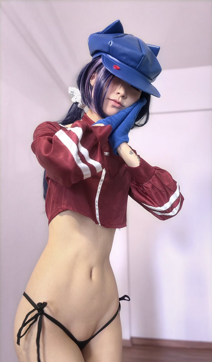 let cat Mita put you to sleep >.<