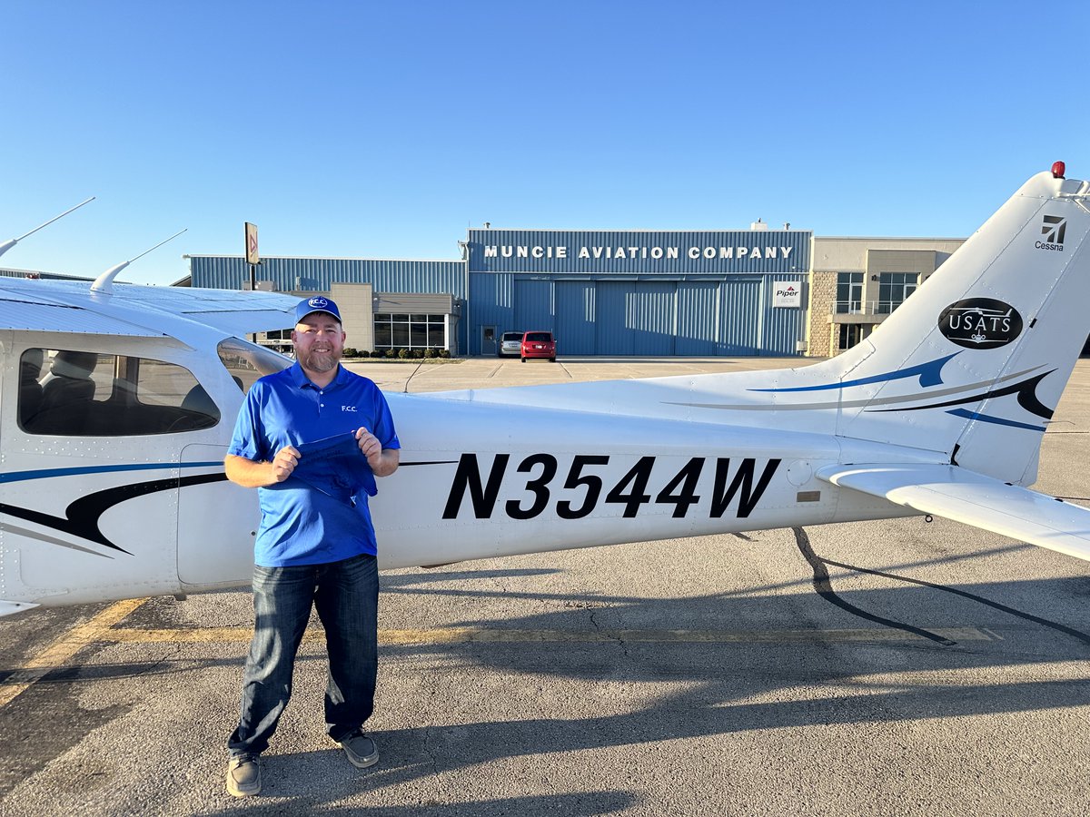 RapidFlight's tweet photo. Jeremy has been kicked out of the nest! Congratulations on your first solo!  The first solo is an important step towards earning a Private Pilot certificate and gaining the freedom to fly alone. Reach out if you're interested in learning to fly!  Click the link below to learn ... https://t.co/xsTuRT7QWd