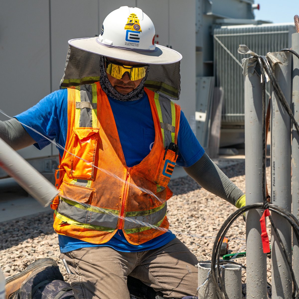 CupertinoElec's tweet image. We’re wired for the mid-week hustle. Keep grinding, stay safe, and finish the week like a pro. 💪⚡
#MidWeekMood #CupertinoElectric #WiredForSuccess #SafetyFIrst