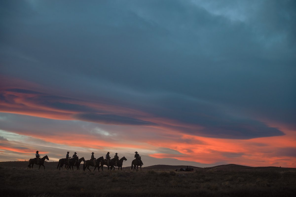 1883Reserve's tweet photo. Chasing the horizon, guided by tradition. The spirit of the West lives on in every bottle of 1883 Reserve.​
​
#YellowstoneTV #1883Reserve #YellowstoneWine​
​
Enjoy Responsibly. ©2025 Spike Cable Networks Inc. https://t.co/1NWDqorD1W