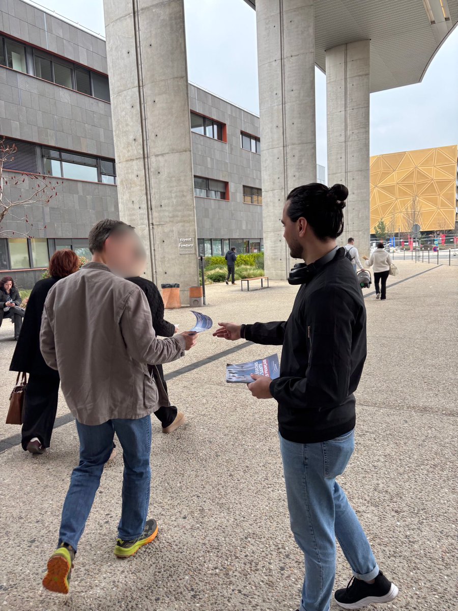 Aujourd'hui, nous étions présents à Clermont-Ferrand devant le CHU d’Estaing pour partager notre programme sur la santé 🏥

Pour protéger la santé des Français, il n’y a qu’une seule solution, un seul parti, le Rassemblement National 🇫🇷
