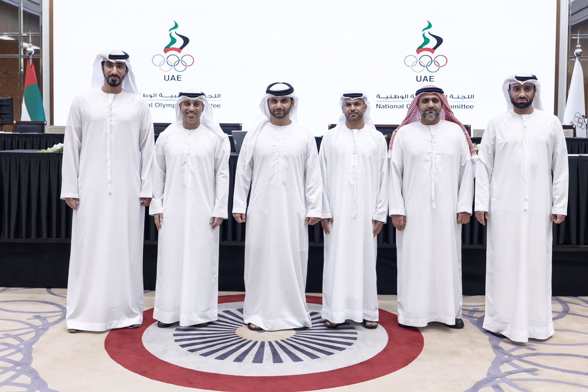 sheikhmansoor's tweet photo. نتقدم بجزيل الشكر وخالص الامتنان لأخي سمو الشيخ أحمد بن محمد بن راشد آل مكتوم على ما قدمه من إسهامات كبيرة خلال فترة ترؤسه للجنة الأولمبية الوطنية والتي شهدت تسجيل العديد من الإنجازات الأولمبية والرياضية، كما نثمن ما بذله رؤساء اللجنة من جهود منذ تأسيسها في عام 1979 ... ونتقدم بالشكر للجنة الانتخابية للجنة الأولمبية الوطنية على انتخابنا رئيساً للجنة للفترة الأولمبية 2024 – 2028، ونسأل الله أن يوفقنا جميعاً في هذه المهمة الوطنية لرفع علم الإمارات في مختلف المحافل الأولمبية والرياضية.