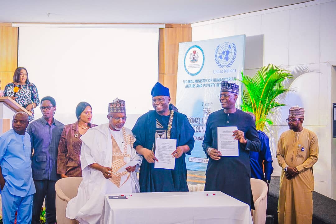 Joel Choji π³π¬ (@cjpam1) on Twitter photo "History made! The 1st Humanitarian Roundtable engaging the private sector saw Prof. Nentawe <a href="/nentawe1/">Nentawe G. Yilwatda</a>, UN RC <a href="/MohamedFall/">Mohamed M. M. Fall</a> & <a href="/DrSununu/">Dr Yusuf T. Sununu</a> sign a key communiquΓ©. Together with dev partners, govt, CSOs & business leaders, we're shifting from aid to empowerment! #humanitarian "History made! The 1st Humanitarian Roundtable engaging the private sector saw Prof. Nentawe <a href="/nentawe1/">Nentawe G. Yilwatda</a>, UN RC <a href="/MohamedFall/">Mohamed M. M. Fall</a> & <a href="/DrSununu/">Dr Yusuf T. Sununu</a> sign a key communiquΓ©. Together with dev partners, govt, CSOs & business leaders, we're shifting from aid to empowerment! #humanitarian