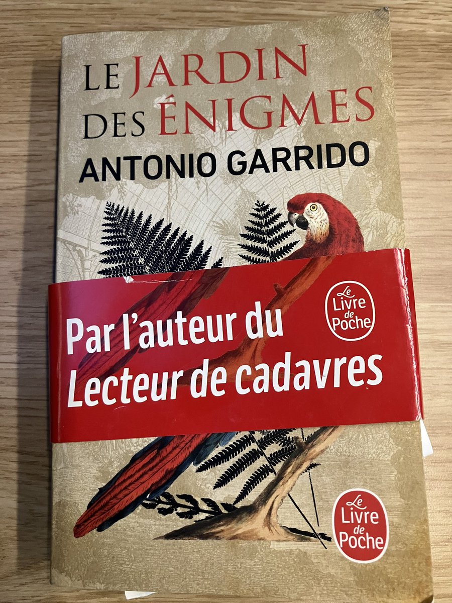 sdfrrt4twit's tweet photo. Un vrai voyage dans le temps et l histoire #pepite #pointlecture #pointapostrophe https://t.co/oAcdkUSg5l