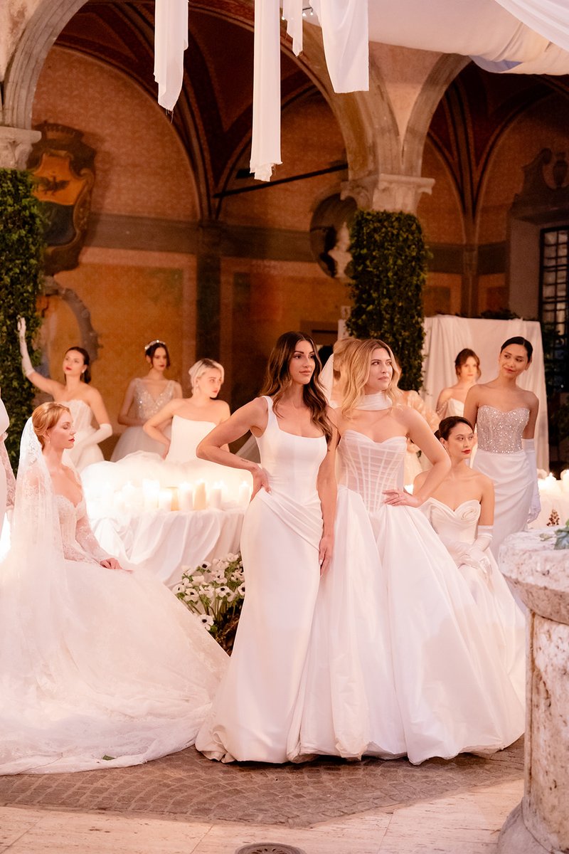 ✨ The latest runway show by Justin Alexander was nothing short of extraordinary! ✨
💫 I am proud and grateful to be on the team for this unforgettable celebration.