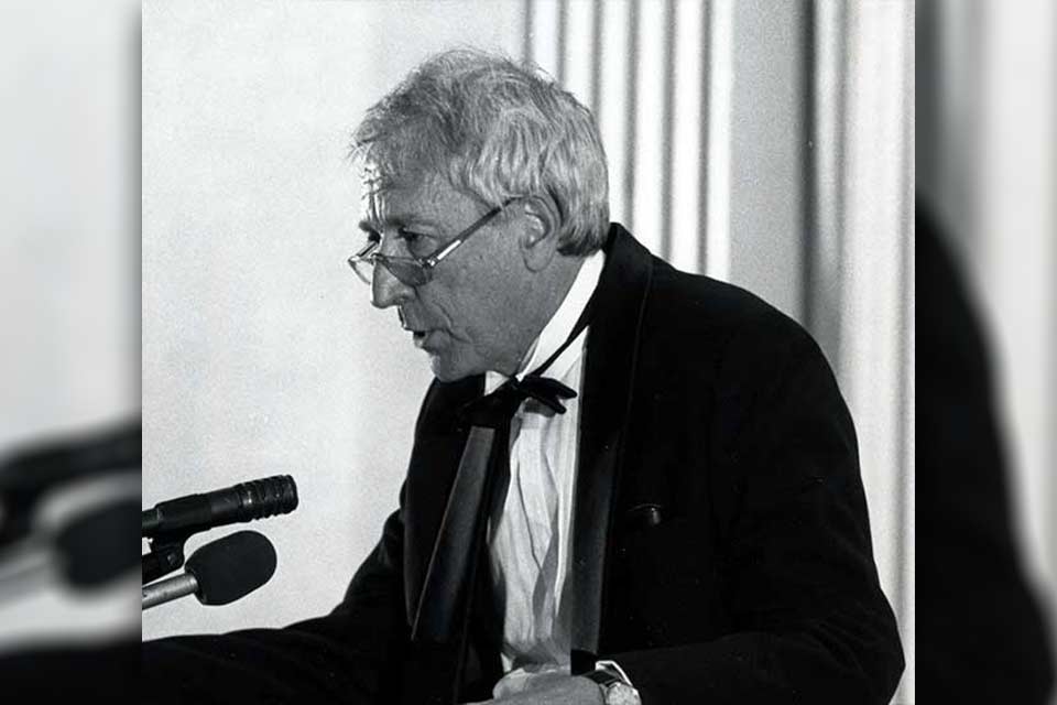 Twenty-five years ago in WLT’s pages, Sven H. Rossel wrote about Neustadt Prize winner Tomas Tranströmer as translator. Enjoy this look back in our March issue.

worldliteraturetoday.org/2025/march/25-…