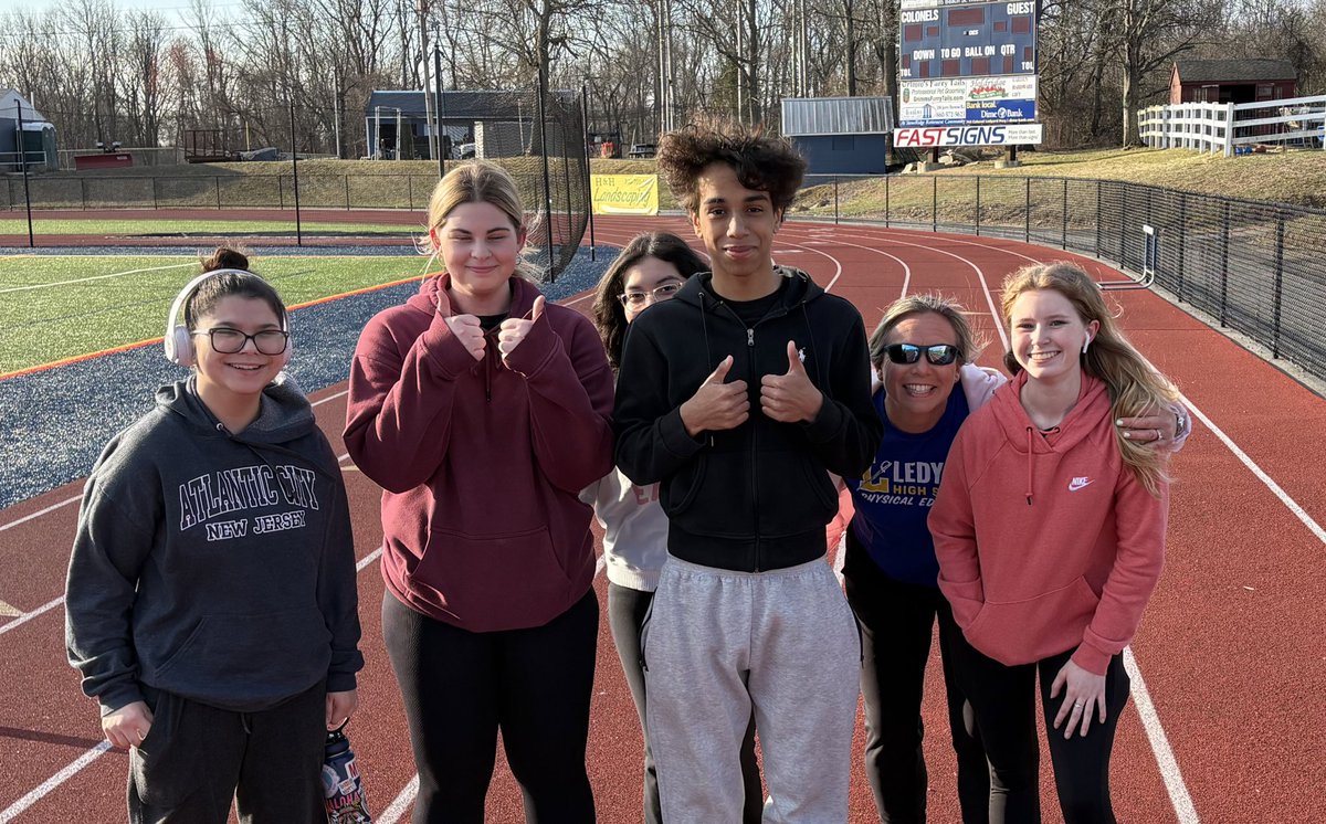 A great morning prepping for the mile and practicing pace setting.