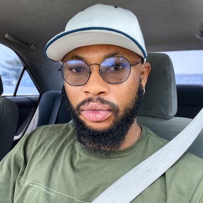 ChikaHills1's tweet photo. #NewProfilePic https://t.co/4qfYSfkNvy