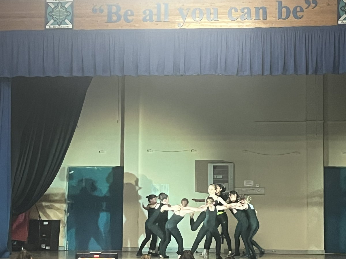 Emma McIntyre tweet media