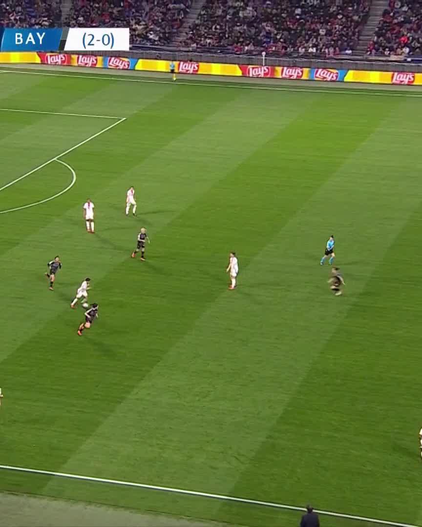 💥 Klara Bühl finds a way and Bayern find hope in Lyon!Watch the game live on DAZN & join the DAZN FanZone ▶️  #UWCLonDAZN #UWCL