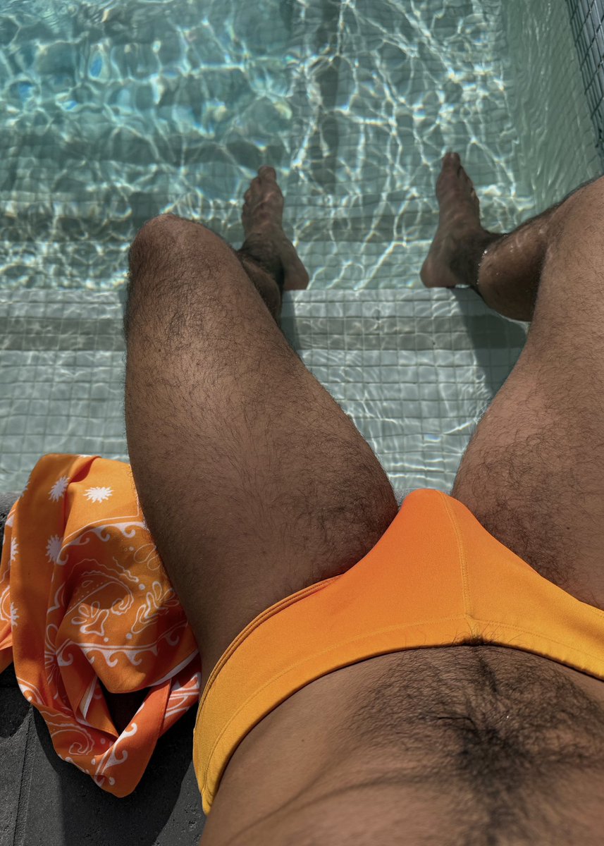 summer is coming 🍊 getsunnydays.com