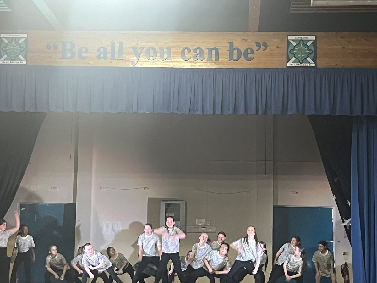 Emma McIntyre tweet media