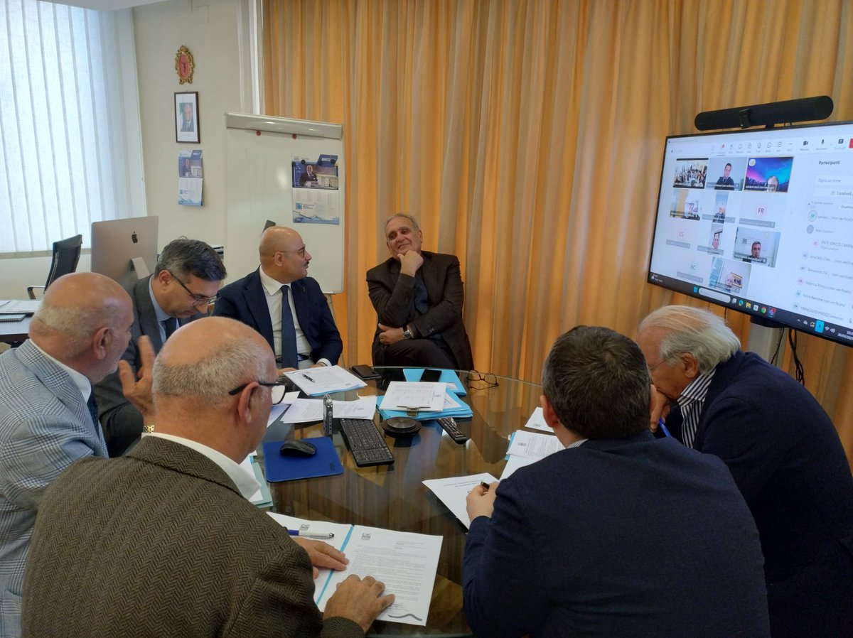 L’Ente Idrico Campano accelera sulle grandi opere per un servizio idrico più efficiente e sostenibile. Il Comitato Esecutivo ha approvato una serie di interventi strategici per modernizzare il Servizio Idrico Integrato e garantire equità nella gestione della risorsa idrica.