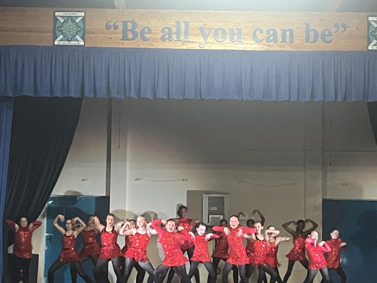 Emma McIntyre tweet media