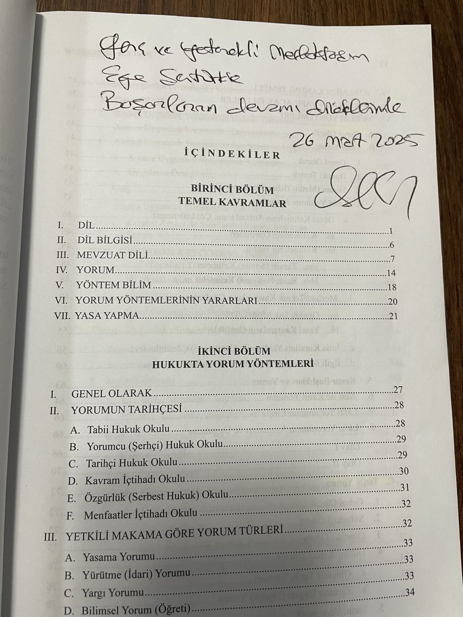 Kendisinden ders alma şansını bulduğum değerli hocam Prof. Dr. Ali Nazım SÖZER’e imzalı kitabı sebebiyle teşekkürlerimi sunuyorum.