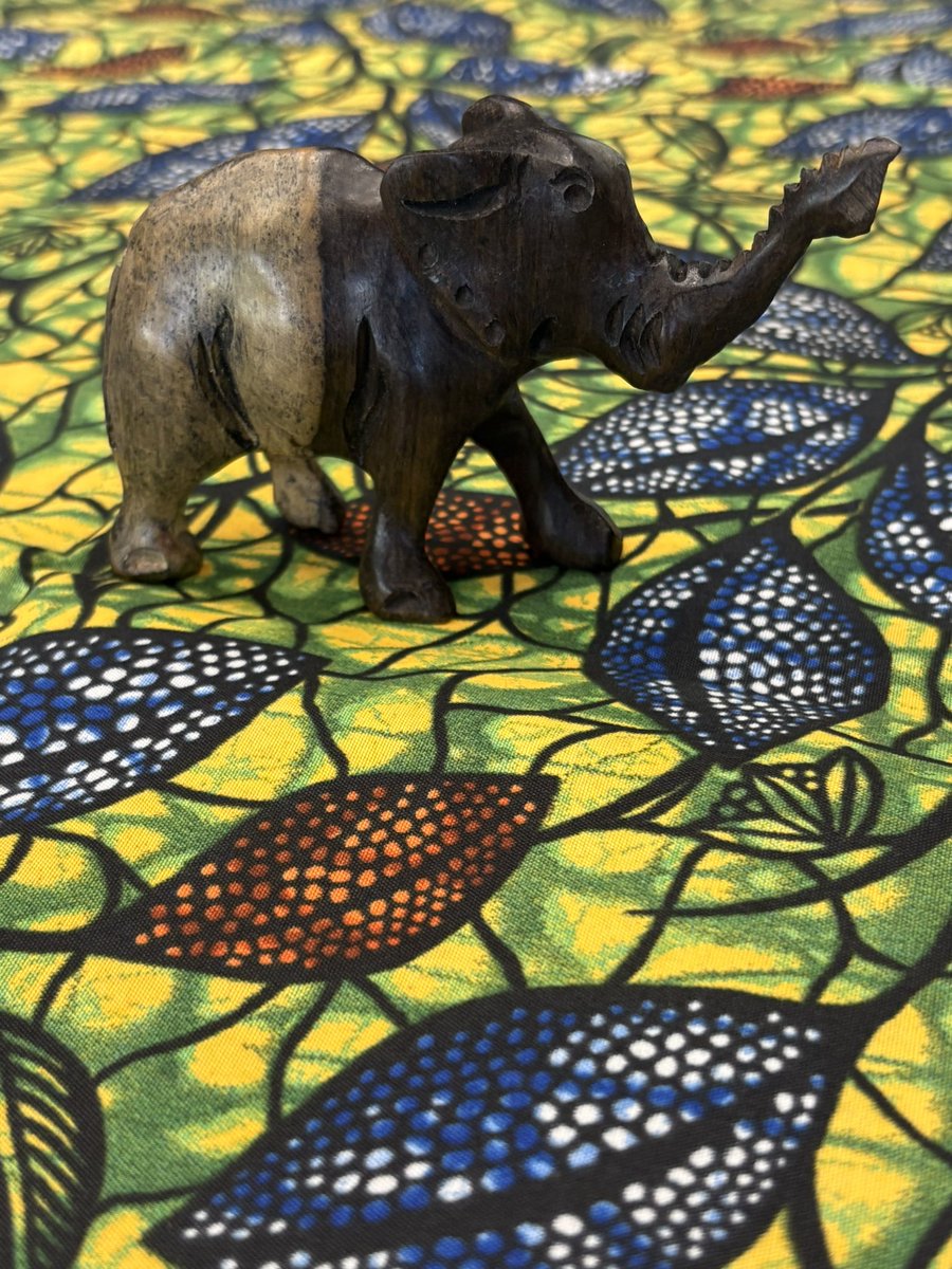 A part of Zambia 🇿🇲 to keep! Lovely to see people in person rather than online. Hugs all round <a href="/SB_BirminghamCU/">SB_BirminghamCityU</a>

Managed to see some of the students I have externally examined from day 1. It was amazing to see the impact of their ITU projects in Zambia. V.proud 🥰