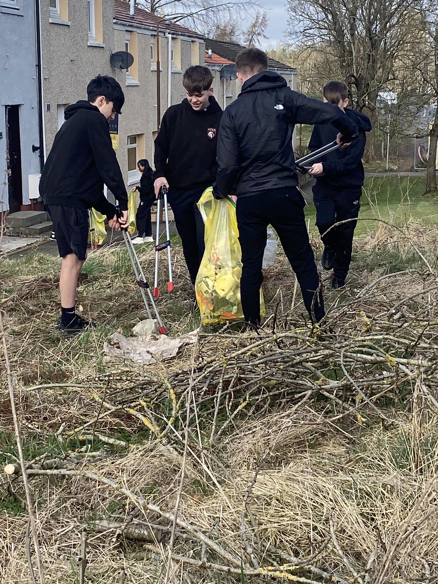 Great first event for Spring Clean Scotland with S3 pupils today.