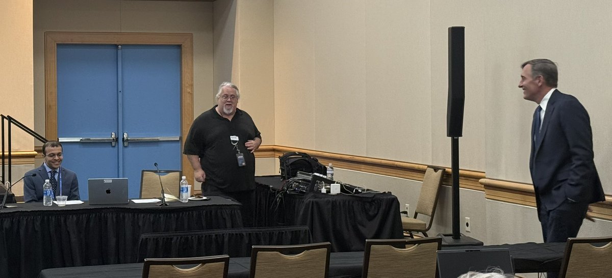 President of The Society of Surgical Oncology AND our Chairman Dr Ron DeMatteo giving his first keynote 😉 at the #SSO2025 Pre-meeting Surgical Clinical Trials Primer Course.