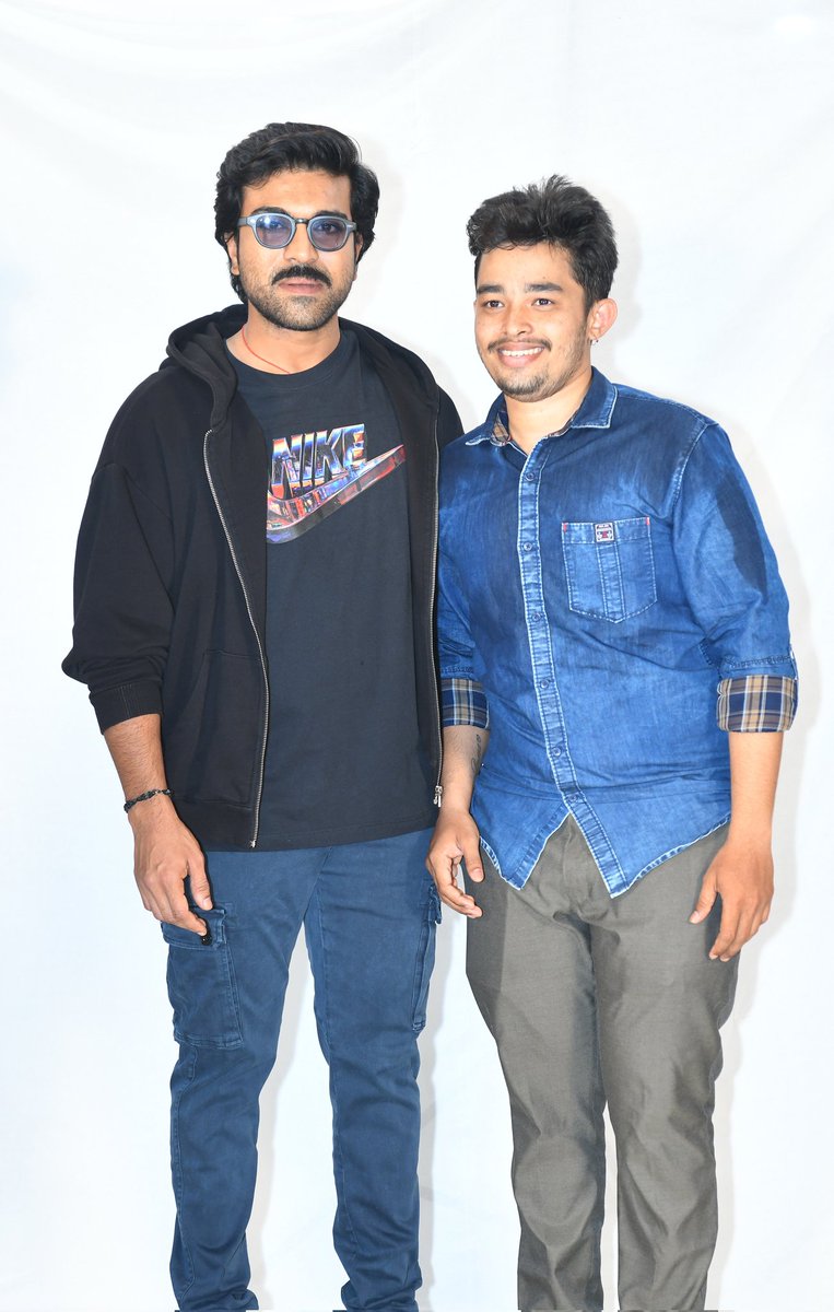 HBD Chinnayya <a href="/AlwaysRamCharan/">Ram Charan</a> ♥️

#HBDRamCharan