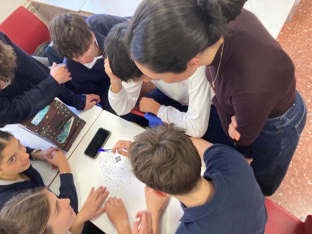 SWICEU/MicroMundoCEU tweet media