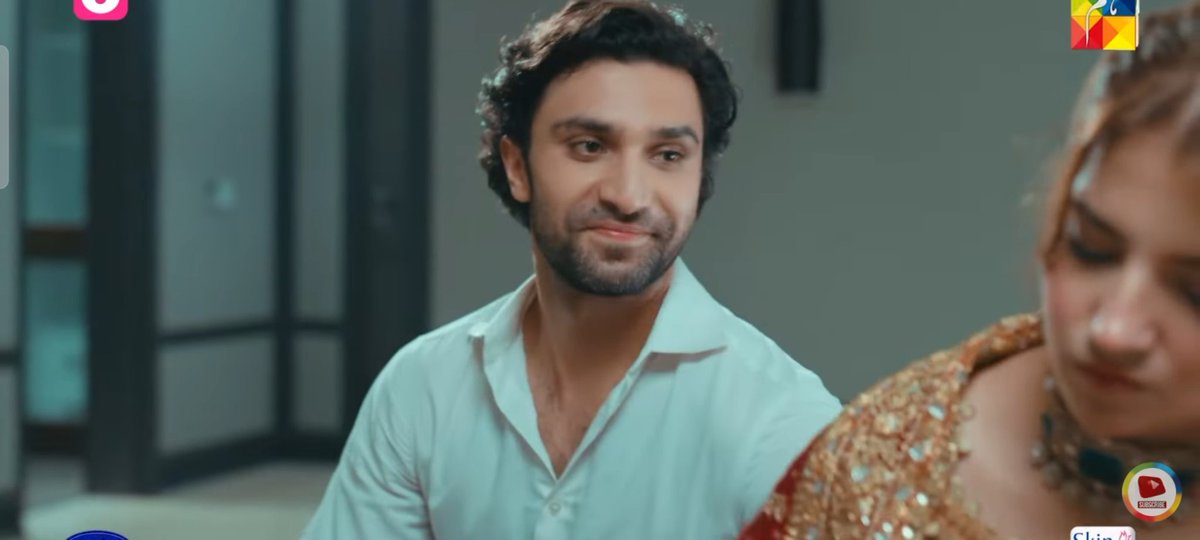 chaksluvbot's tweet photo. absolutely whipped smitten down bad majnu romeo loser in love aashiq 🛐🤌 ahad raza mir didn't fail one bit to portray all of these , the actor that you are.🫡

#meemsemohabbat https://t.co/kH583pwozV