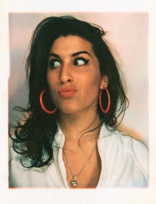 Amy Winehouse tweet media