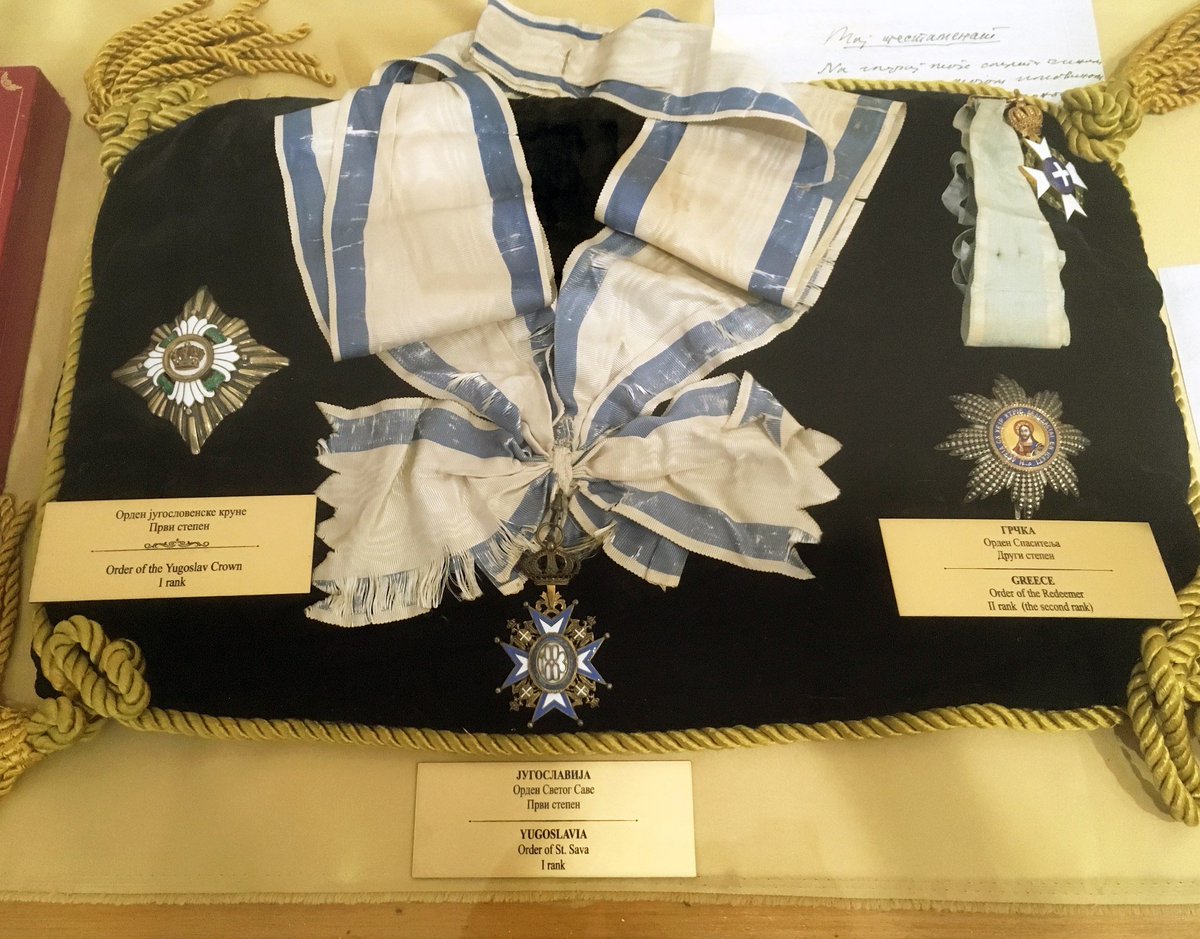 izviiskra66's tweet image. Ордење Јована Дучића на његовом велепосланичком оделу, чува се у  Музеју Херцеговине у Требињу.