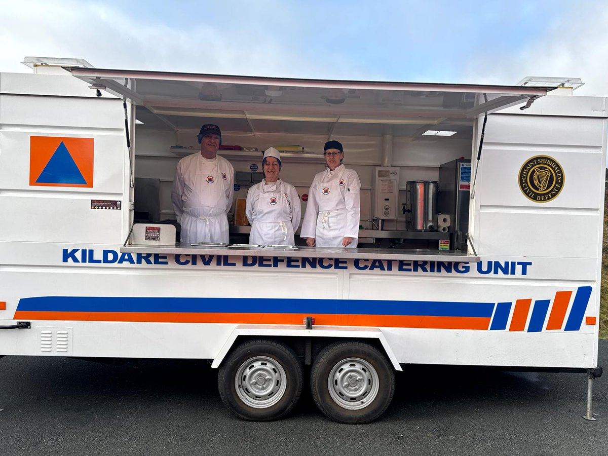 Members from Kildare and Meath CD cooked a lovely hot meal for about 100 personnel from the Fire Service and Civil Defence at todays Modex exercise in Wicklow 👏👏 #volunteers #welfare